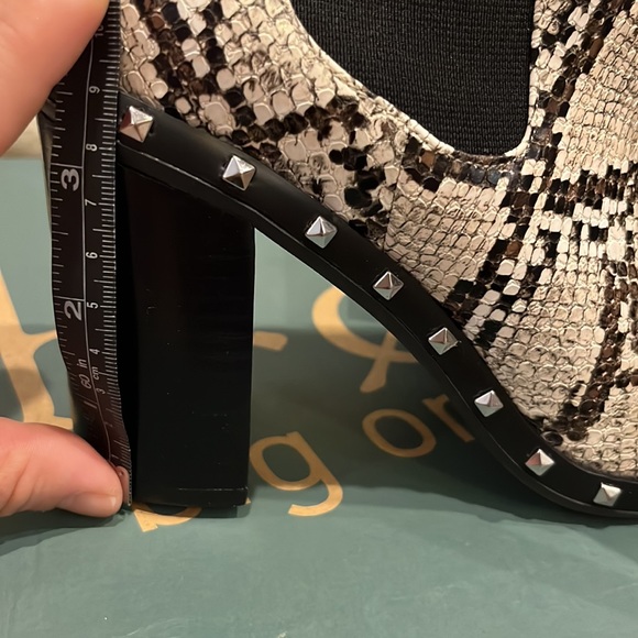 New Charles David snake boot - Picture 10 of 11